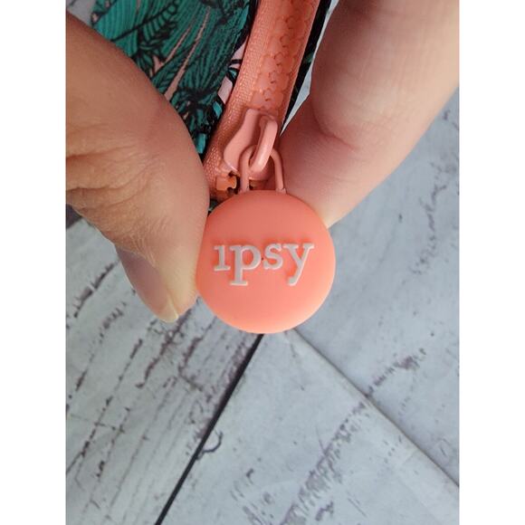 Ipsy Makeup Bag Palm Tree Fern Leave Pink Travel Bag - Picture 4 of 5